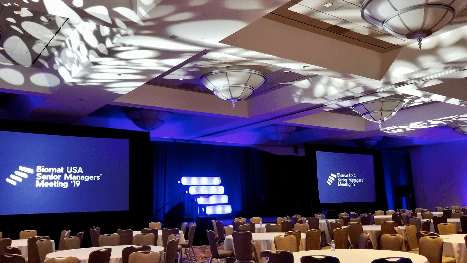 Ballroom with environmental lighting for conference